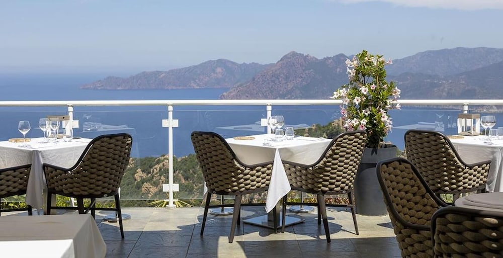 Hotel Capo Rosso 23/37