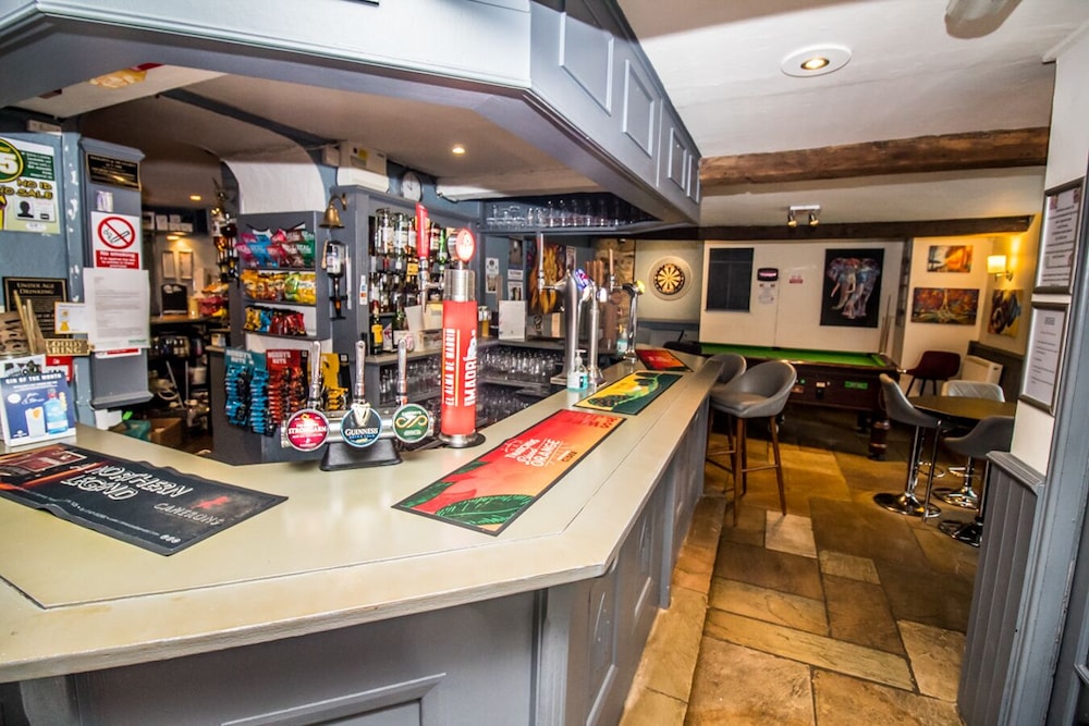 The Saxon Inn 3/50