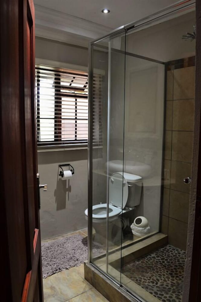 Wensleydale Guest Lodge 47/50