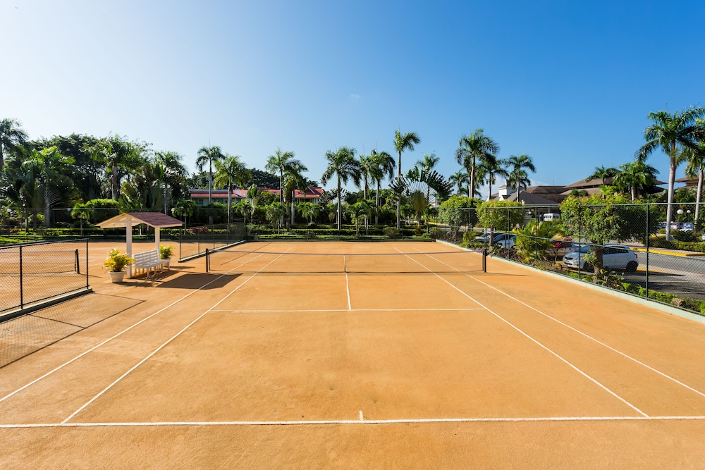 Bahia Principe Escape Runaway Bay 40/70