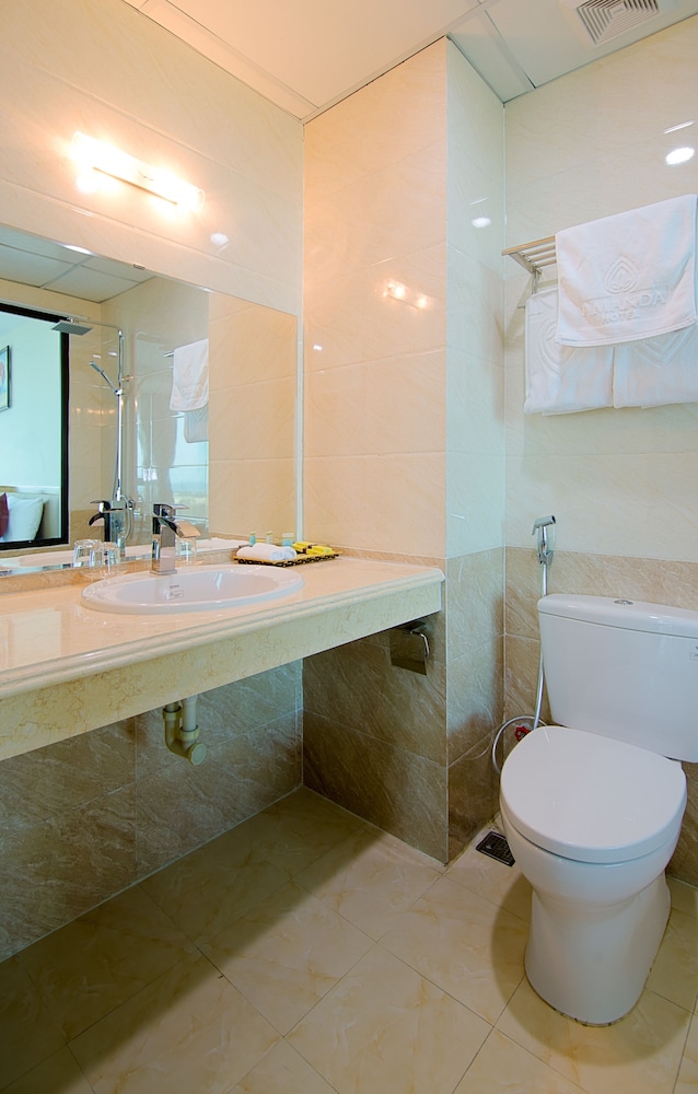 Amanda Quang Binh Hotel 30/30