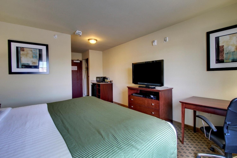 Stanton Inn And Suites 5/52