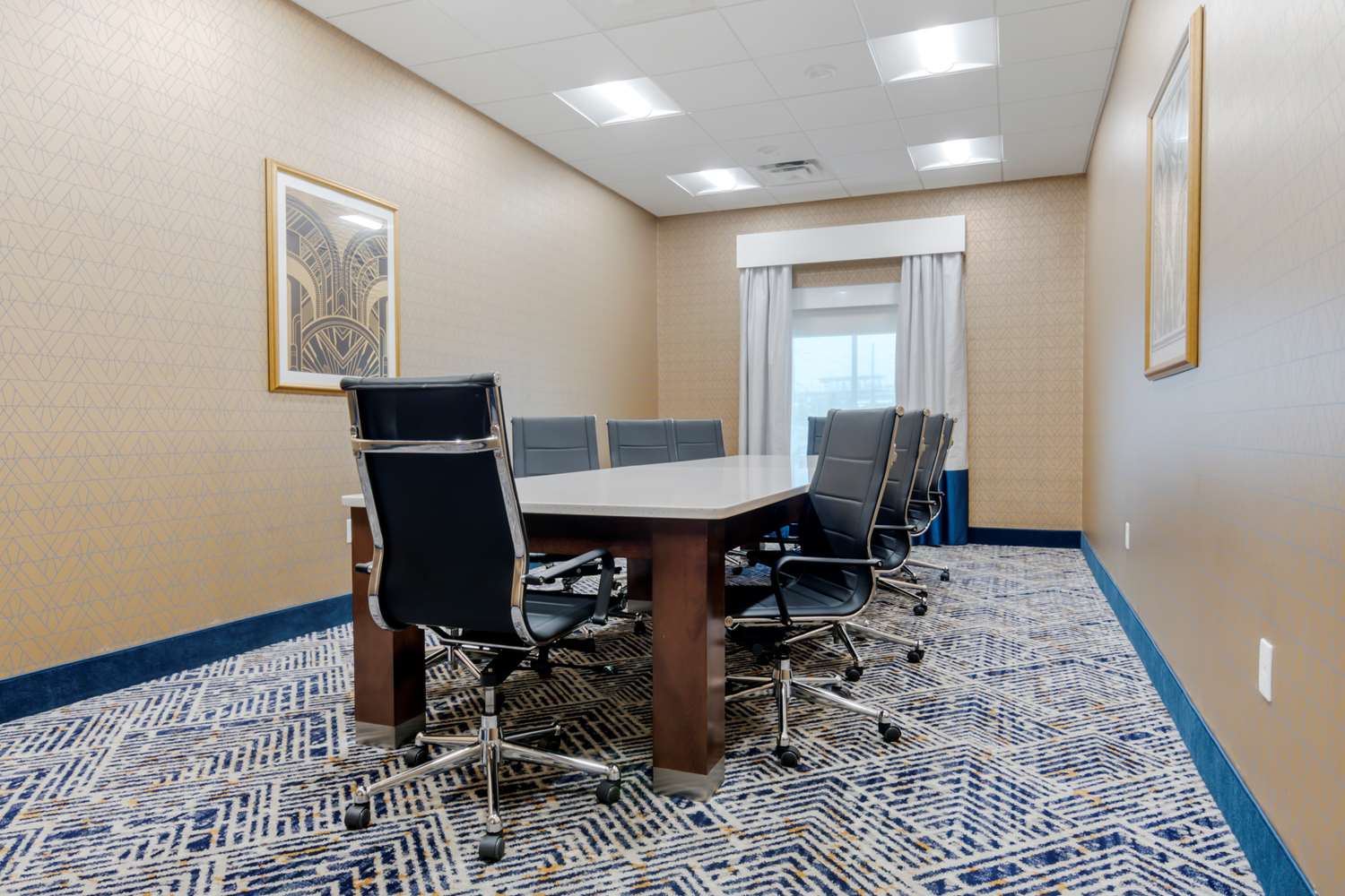 Best Western Plus St Louis Airport Hotelbest Western Plus St Louis Airport Hotel 35/36