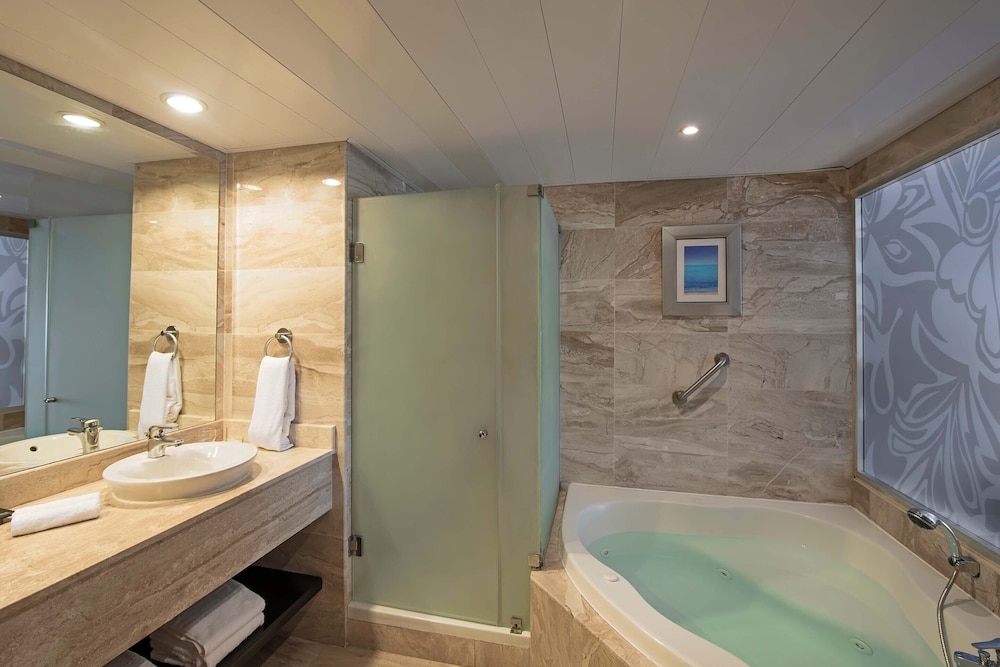 Ocean Blue And Sand Beach Resort - All Inclusive 19/47