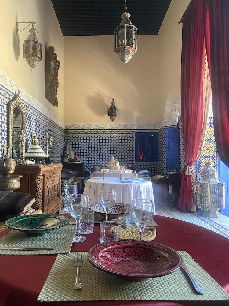 Riad Jean Claude 25/48