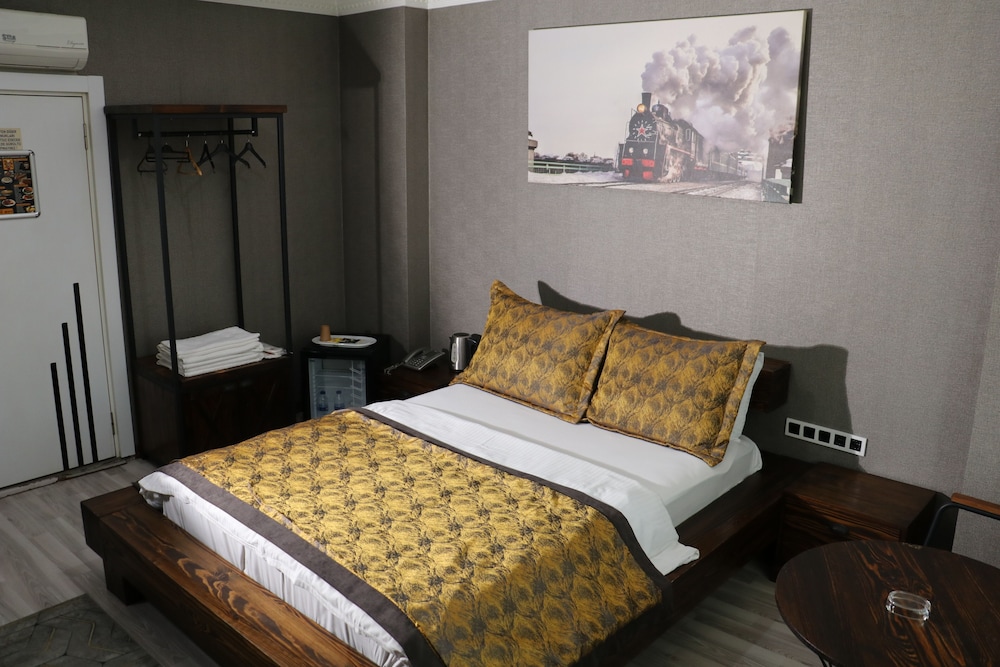 Zengin Suit Otel 12/50