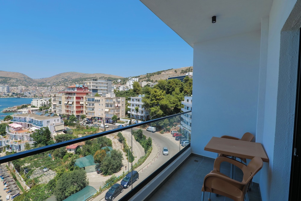 Hotel Edola 48/74