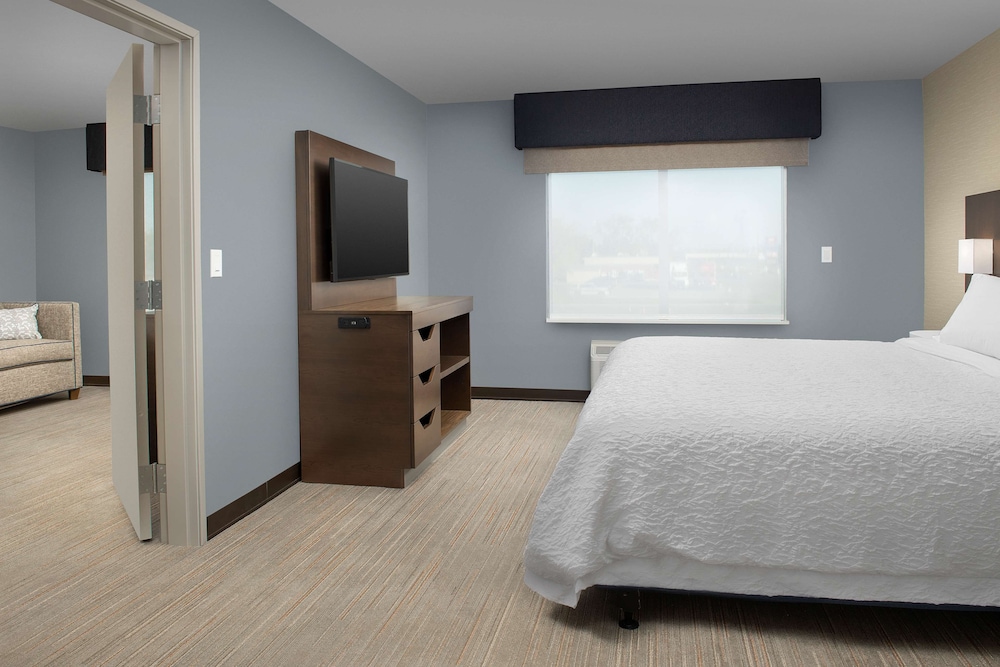 Hampton Inn Warroad 16/53