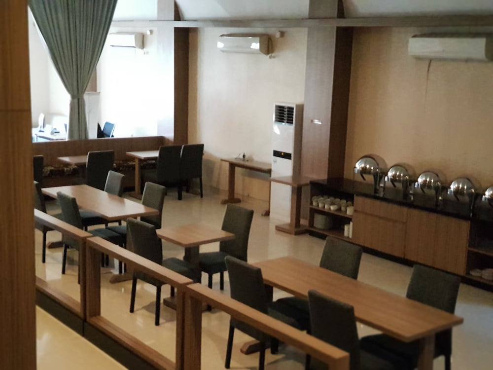 Miracle Hotel Manado 18/23