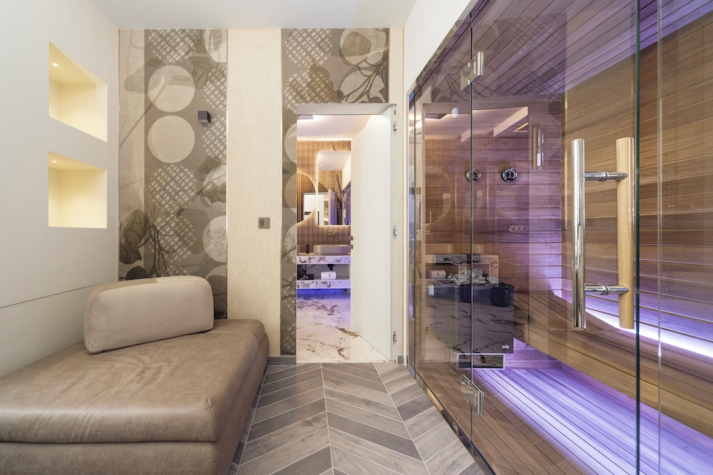 Tritone Luxury Suites Piazza del Popolo 21/29