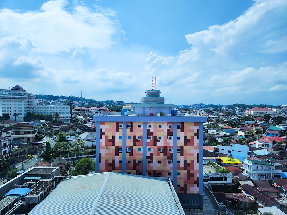 NOVOTEL BALIKPAPAN 5/74