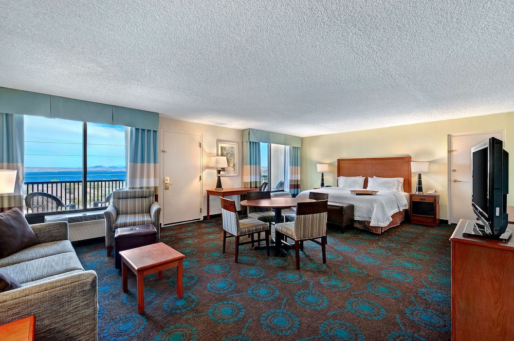 Hampton Inn Lake Havasu 32/49