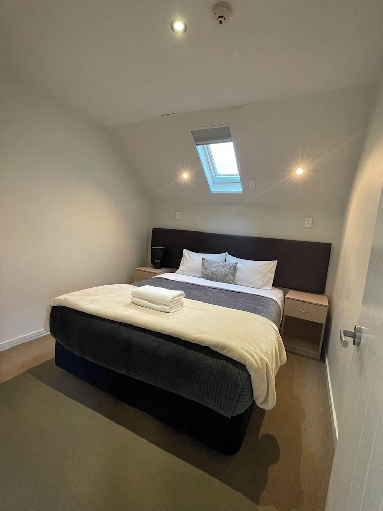 Alpha Motel Luxury Apartments 30/74