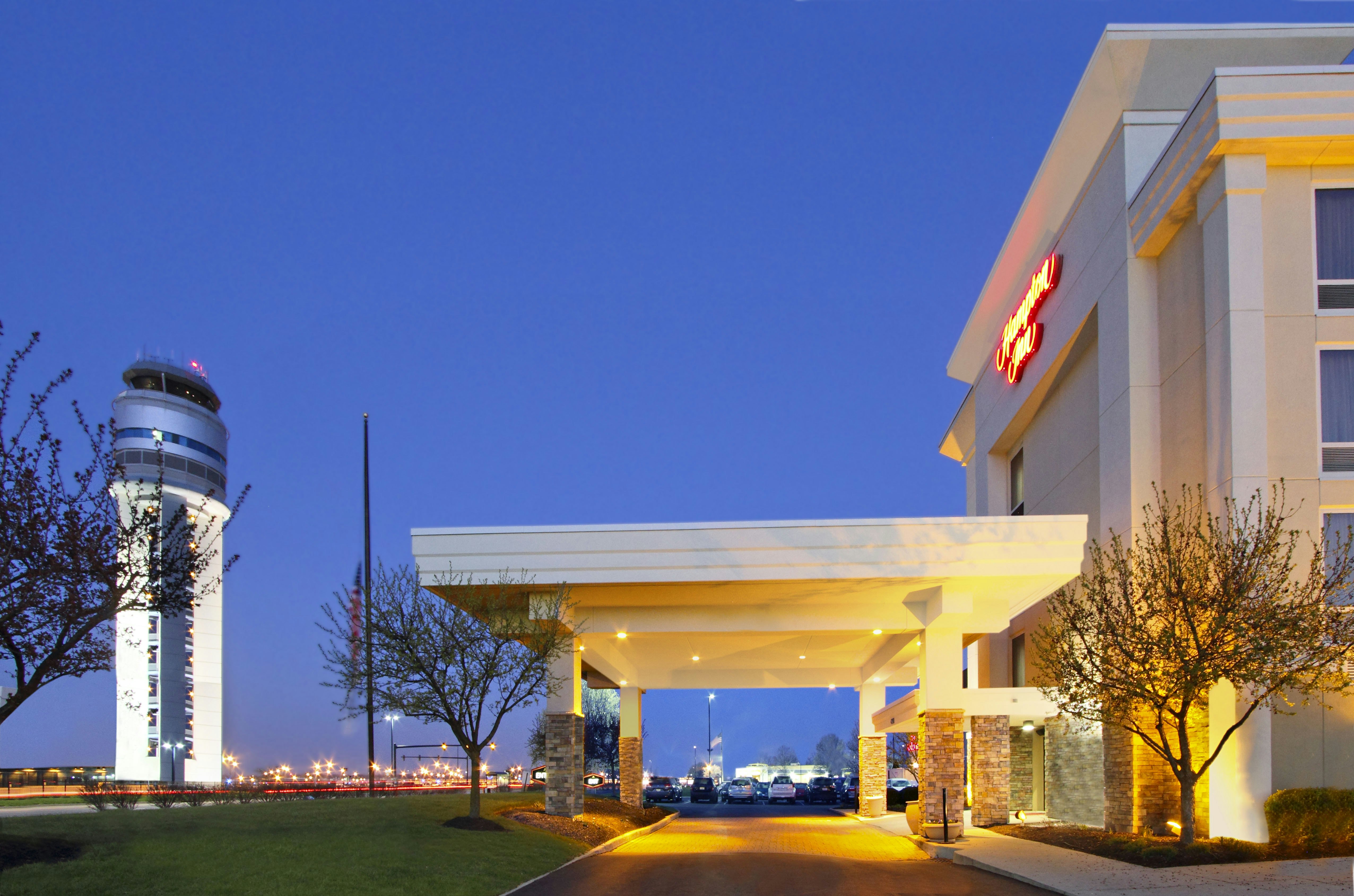 Hampton Inn Columbus-Airport 9/74