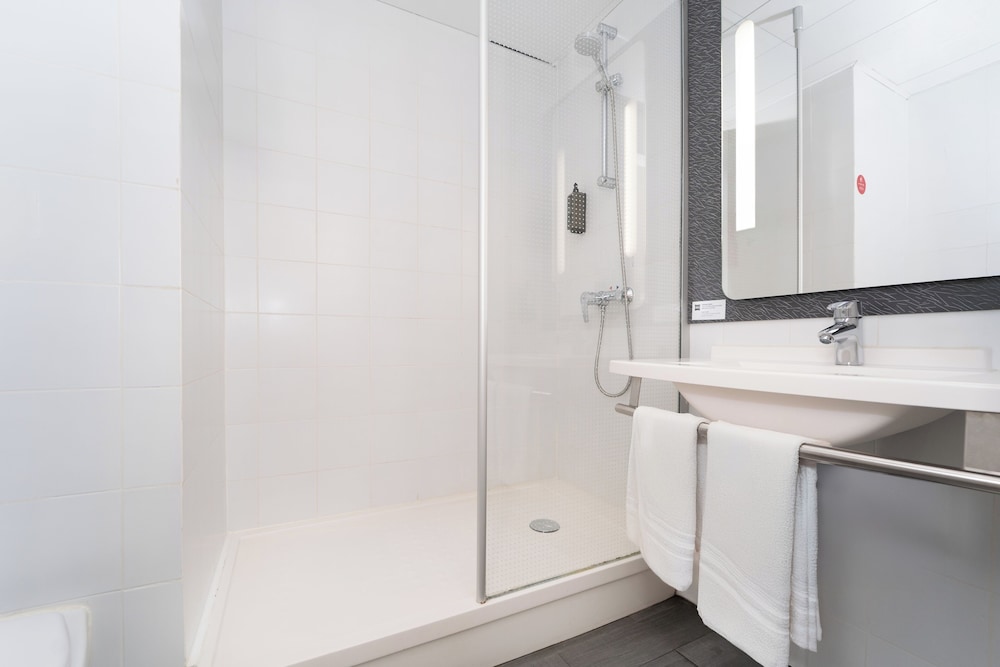 Ibis Coimbra Centro 67/68