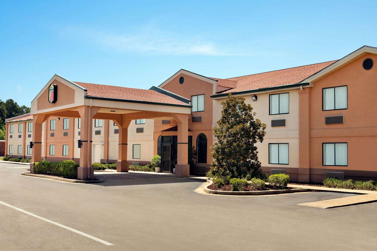 Super 8 by Wyndham Clinton 2/23