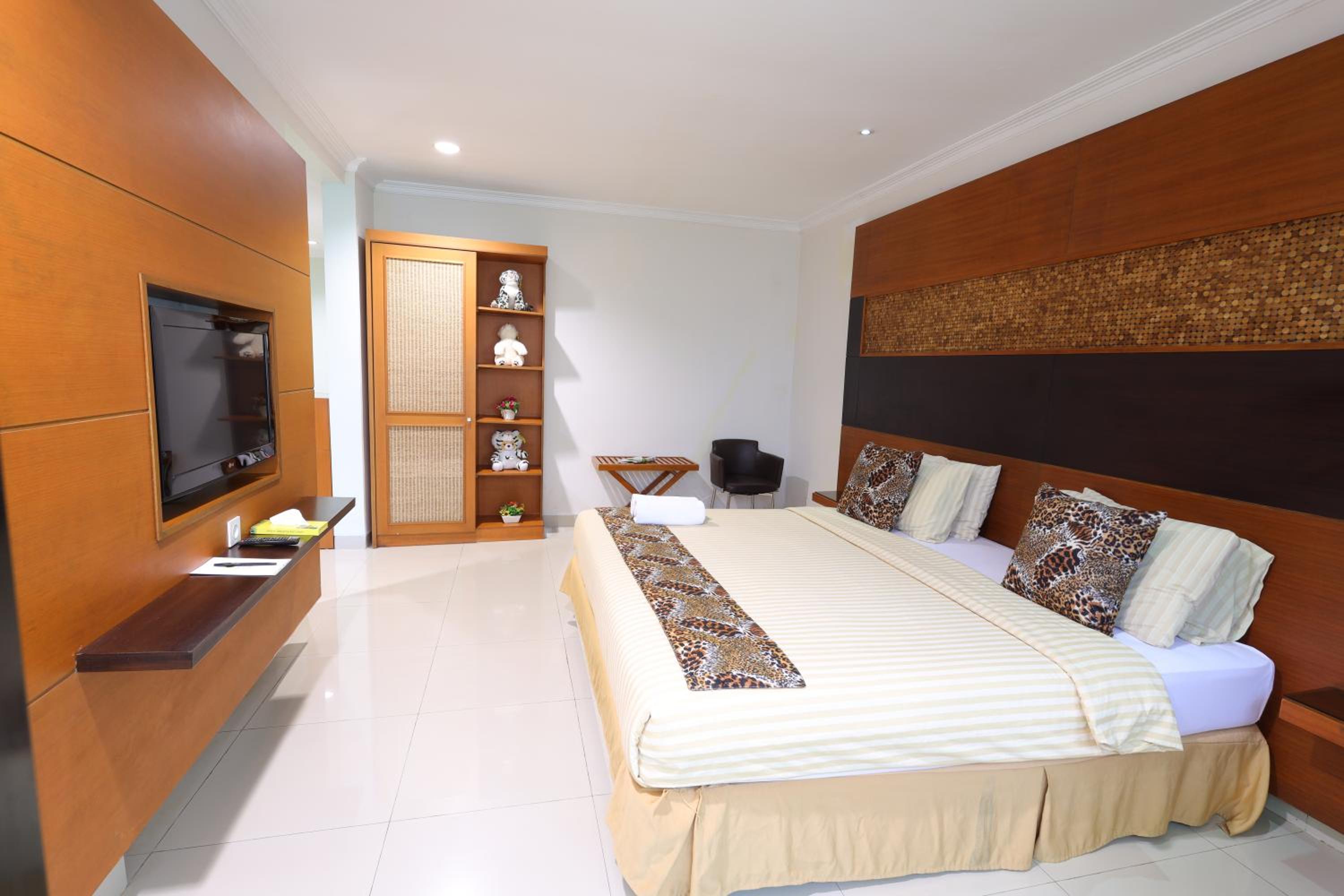 Safari Lodge Hotel 15/51