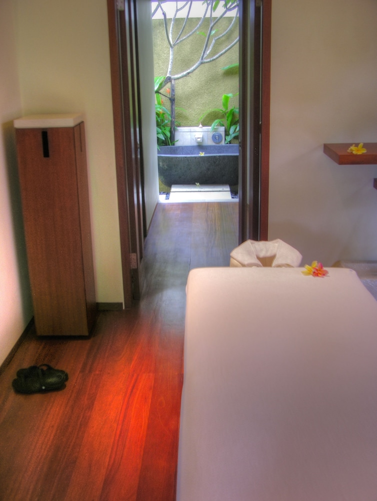 Villa Sabandari 20/50
