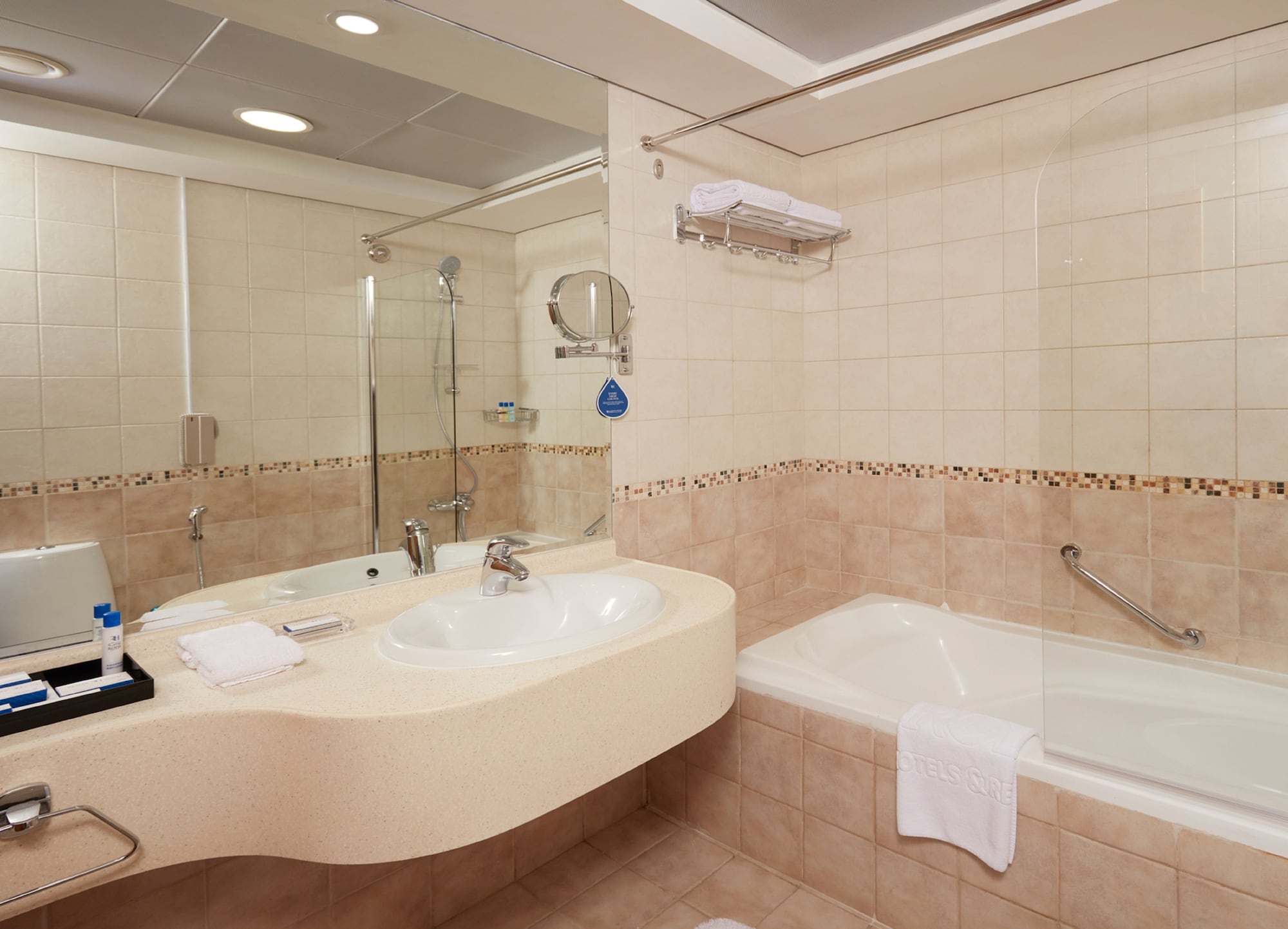 Cave, Coral, Deluxe, King Bed