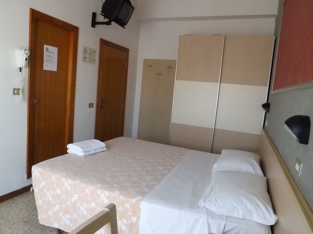 Room at Desiree Hotel, CESENATICO