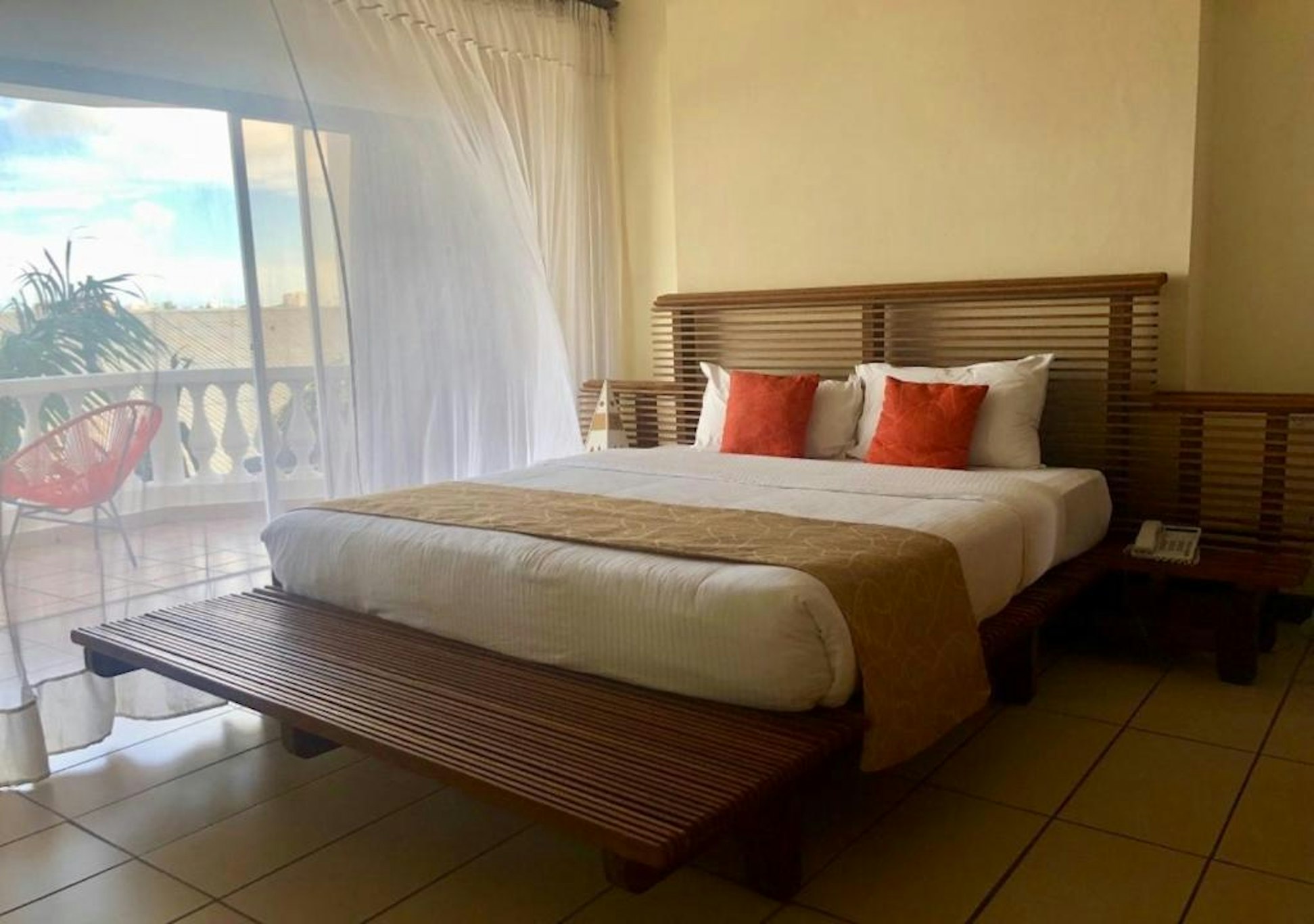 Room at CityBlue Creekside Hotel & Suites, MOMBASA