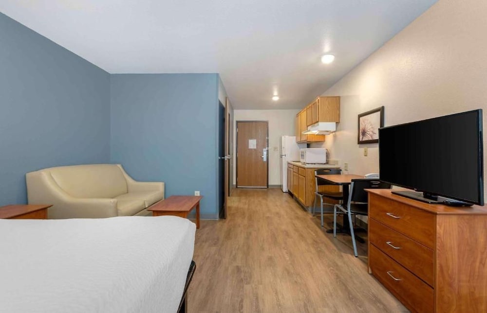Studio 6 Extended Stay El Paso East TX 30/54