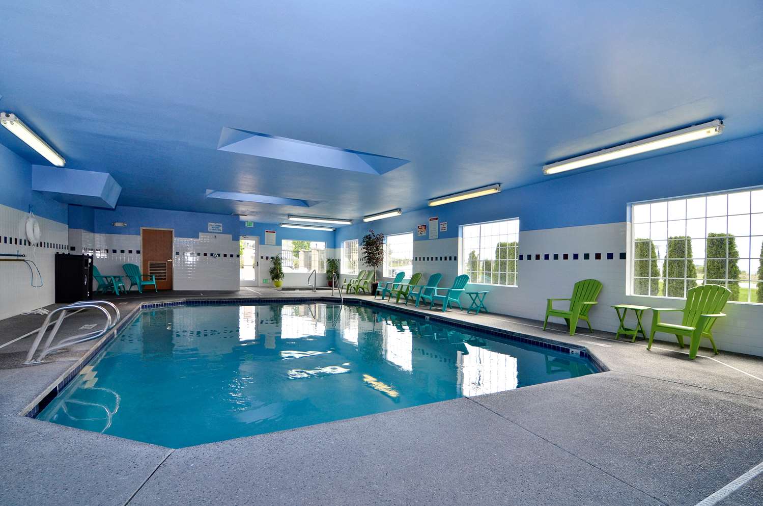 Best Western Plus Liberty Lake Inn 24/50