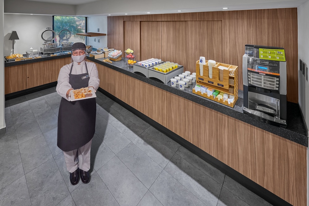 City Express by Marriott Los Mochis 44/66
