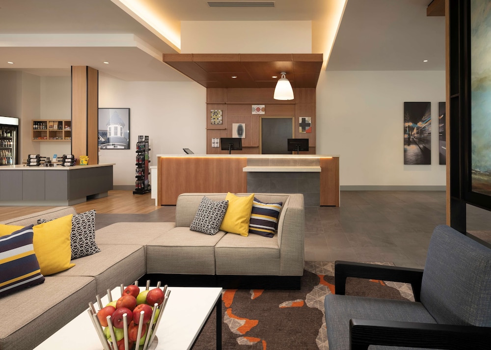 Hyatt House San Jose Airport 8/41