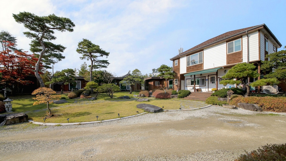 Gangneung Way To Gyeongpodae Pension 40/50