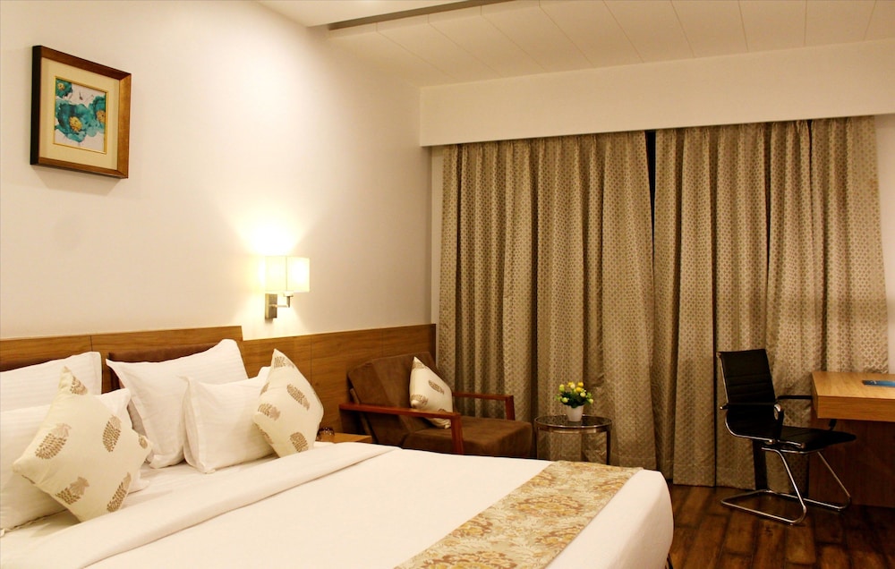Blu Feather Hotel & Spa 28/69