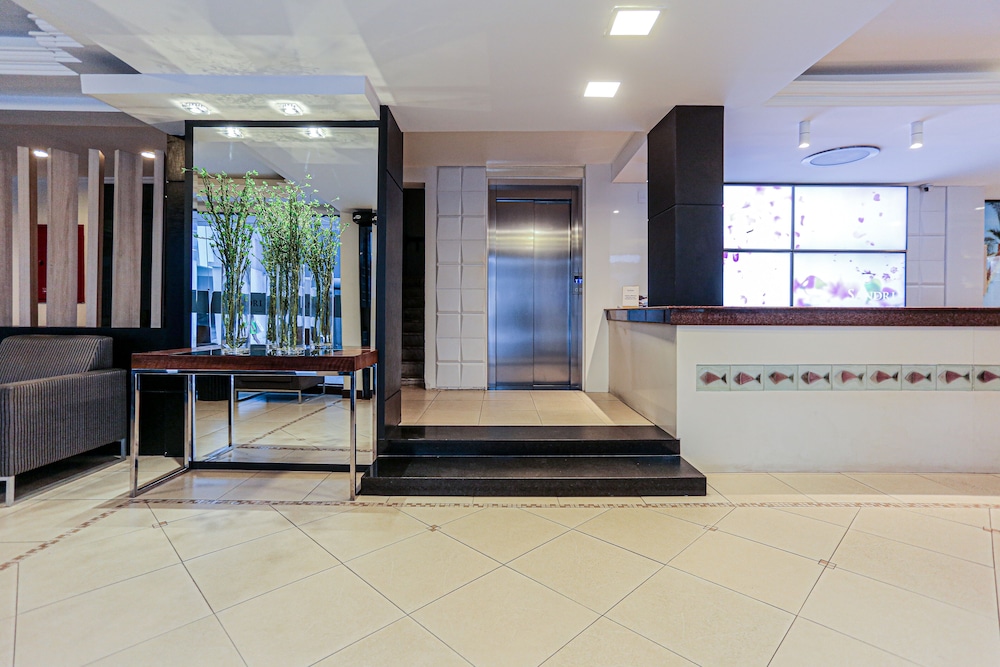 SANDRI CITY HOTEL 48/62