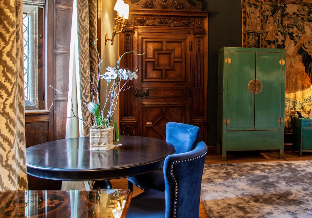 Tapestry, Historical, Suite