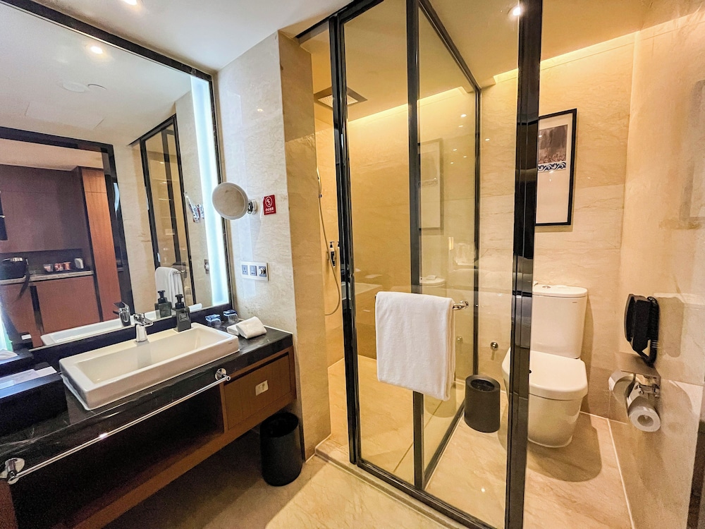 Swiss International Hotel Nanchang 50/50