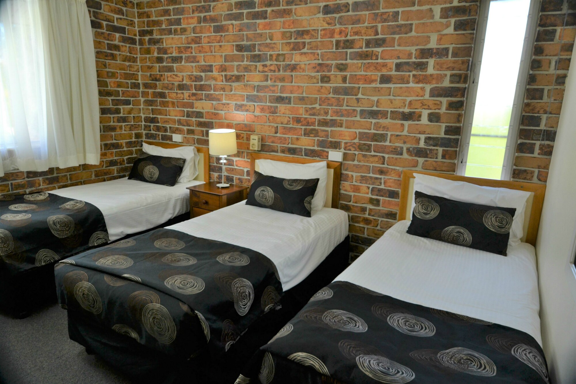 2 BEDROOMS, FAMILY, APARTMENT