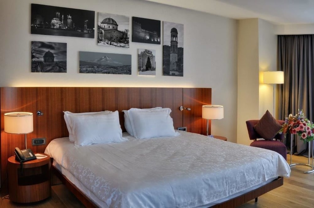 Ommer Hotel 15/76