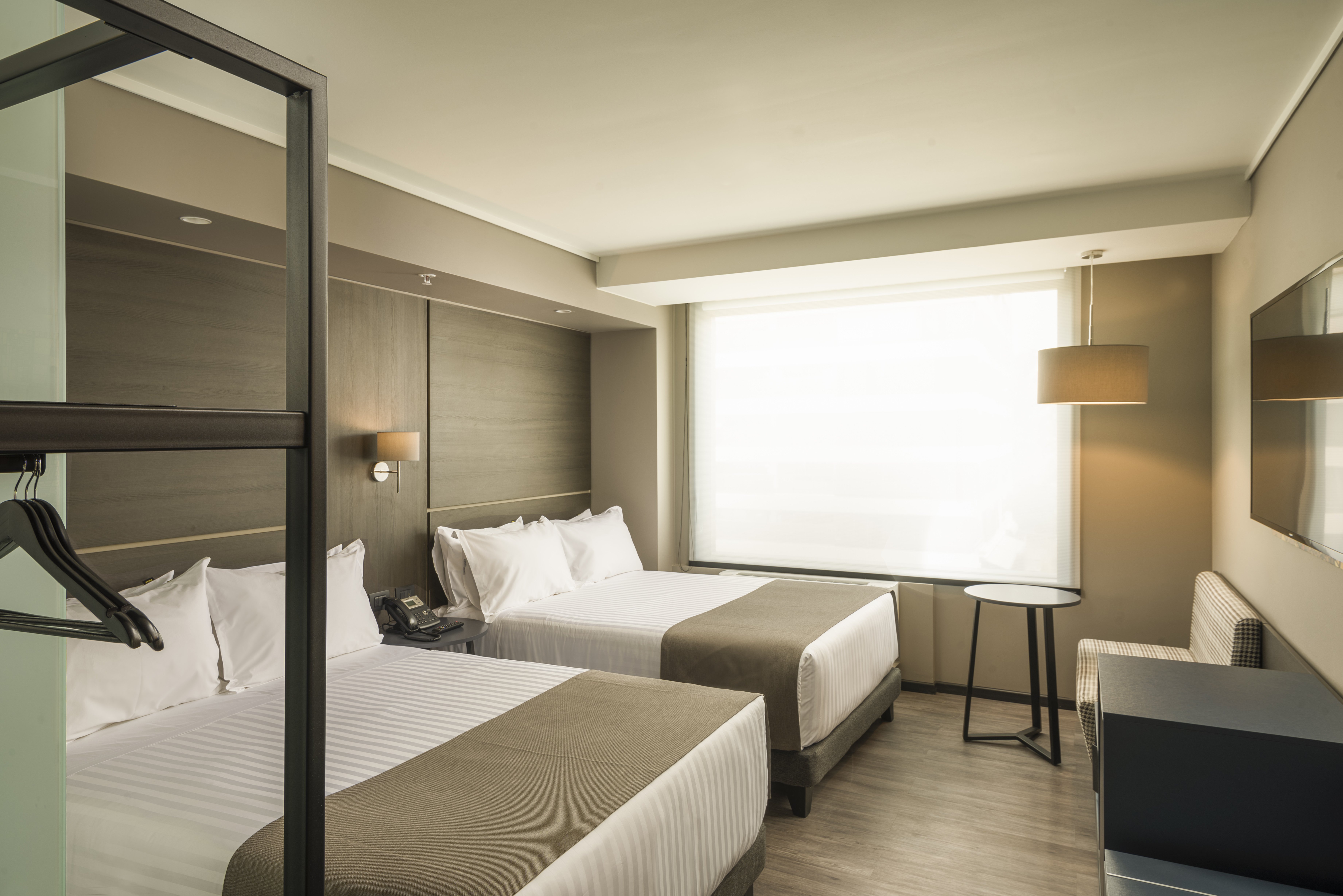 Ola Santiago Providencia, Tapestry Collection by Hilton 8/35