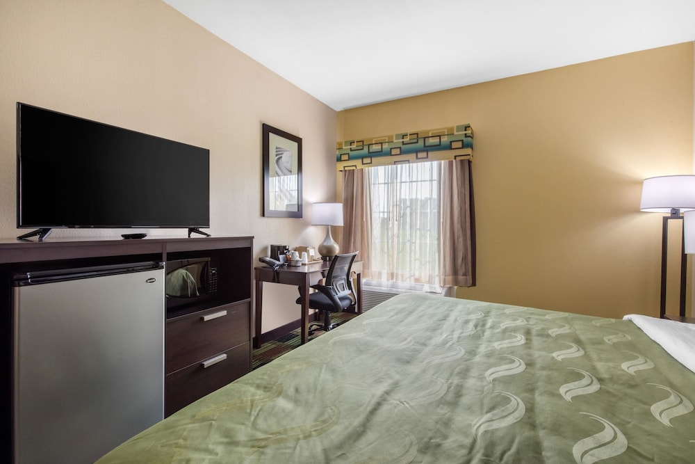 Quality Inn Cadiz, KY 20/40
