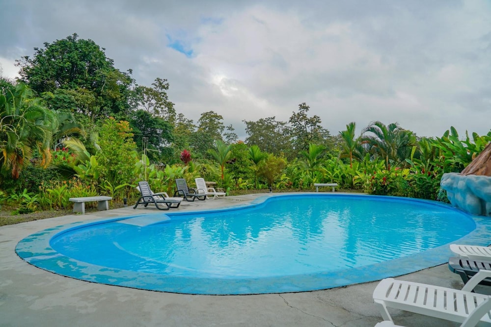 Arenal History Inn 40/46
