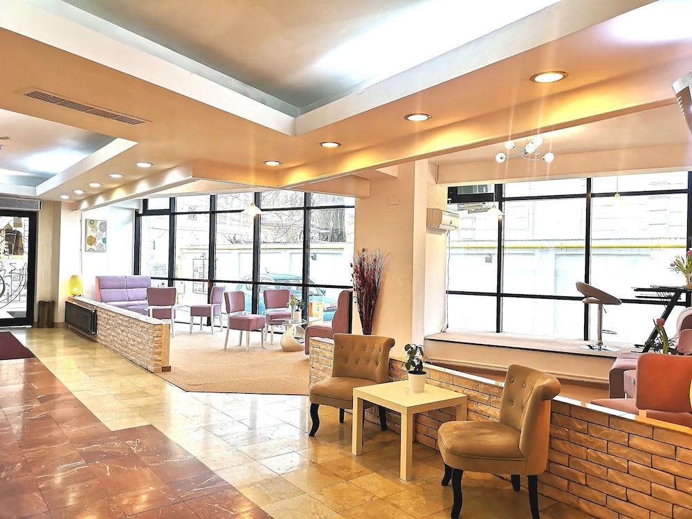 Atrium Hotel Bucharest City Center 32/36