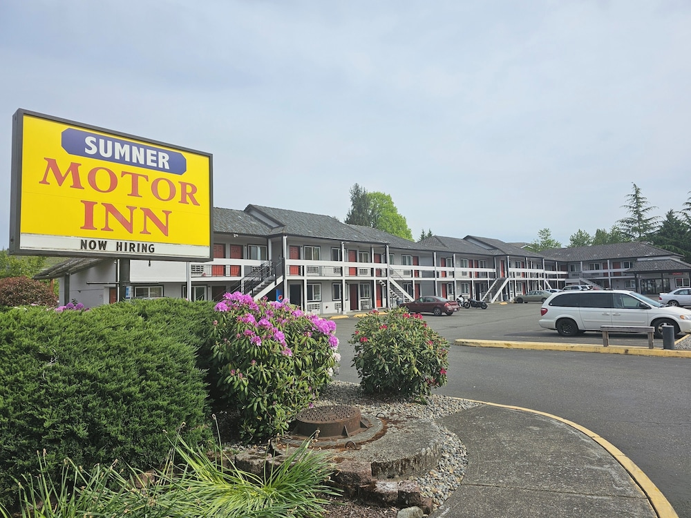 Sumner Motor Inn 4/55