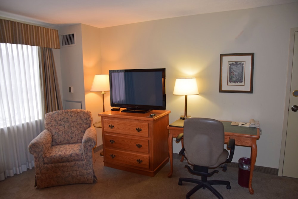 Stone Gate Inn 40/50