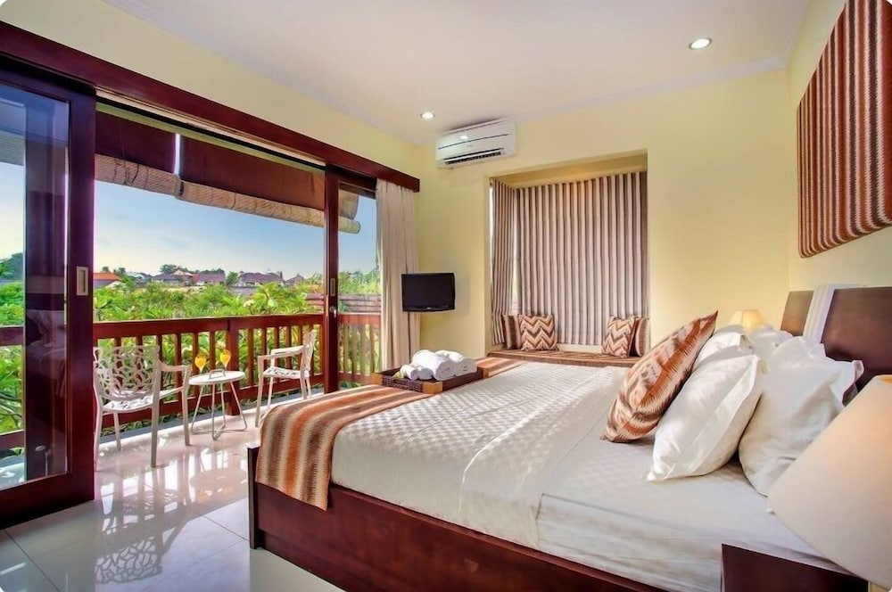 Tiga Samudra Villa 18/50