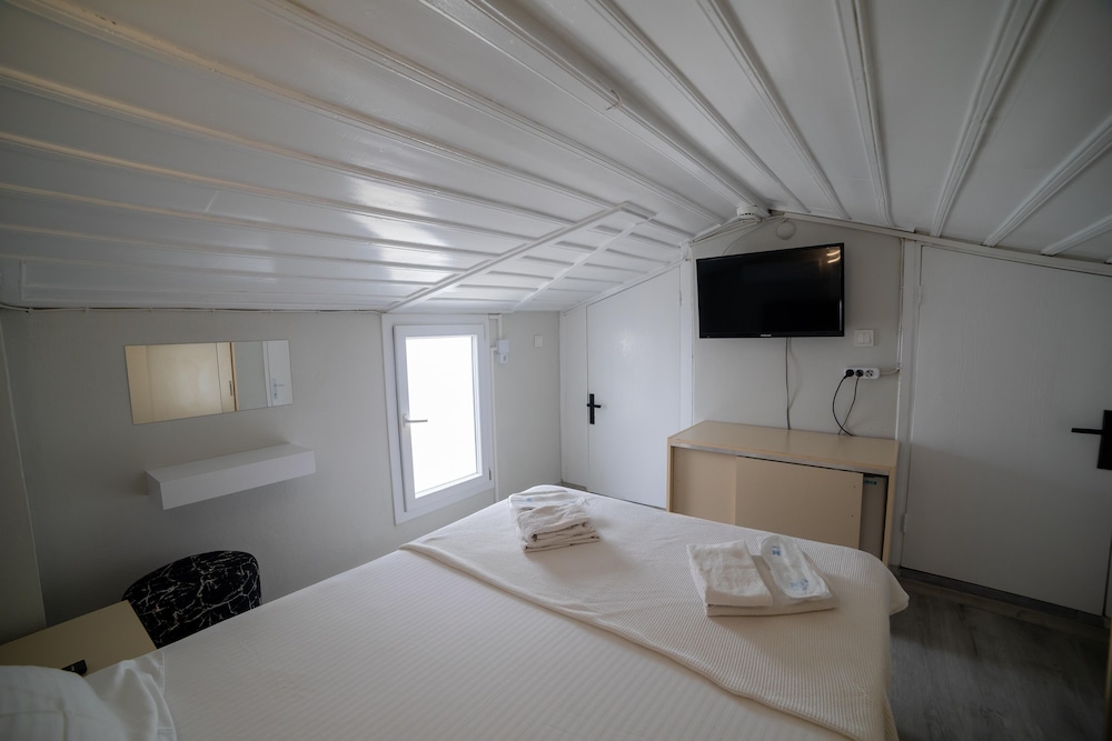 LOFT, STANDARD