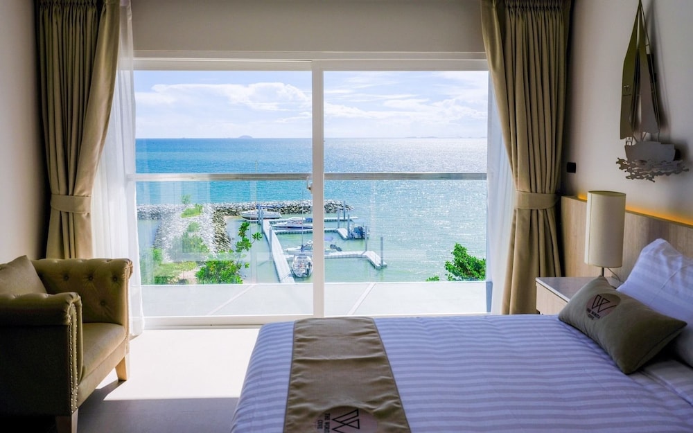 Worita Cove Hotel 13/44