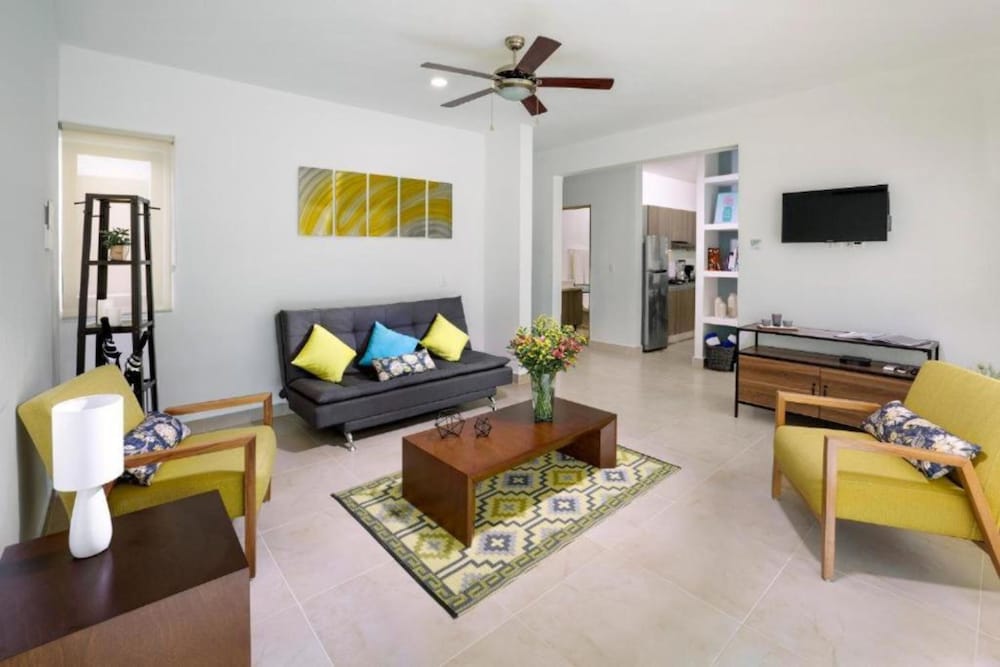 Velas Condos 31/48