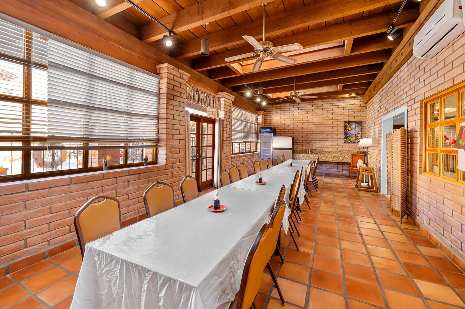 Clarion Inn Sierra Vista near Ft Huachuca 29/42