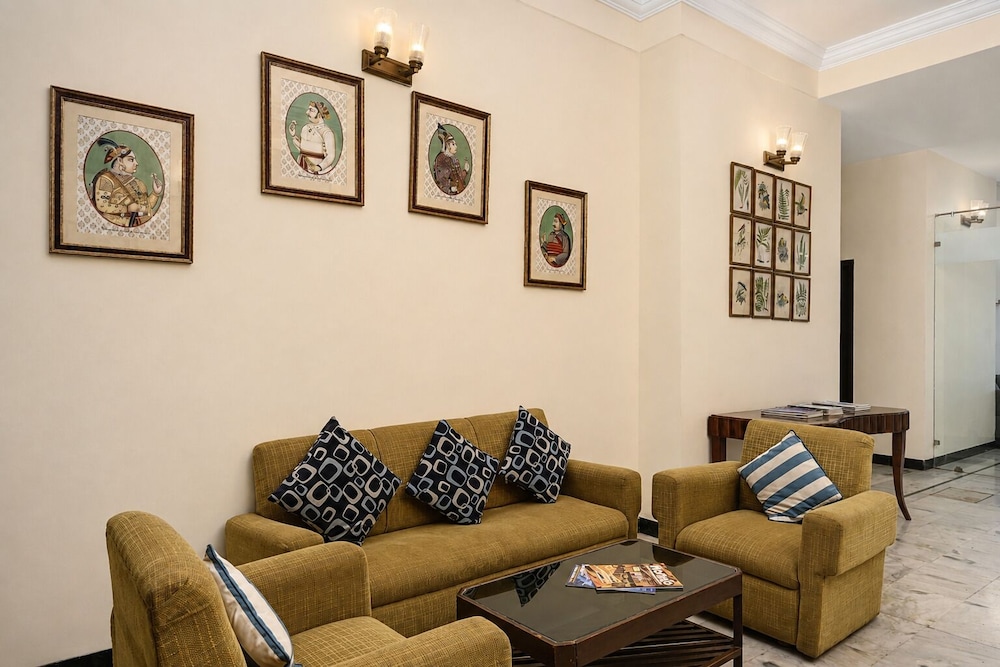 Hotel Sarovar 27/50