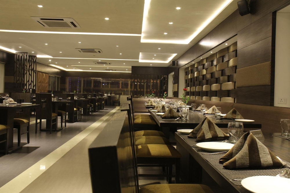 PLATINUM INN HOTEL 35/46