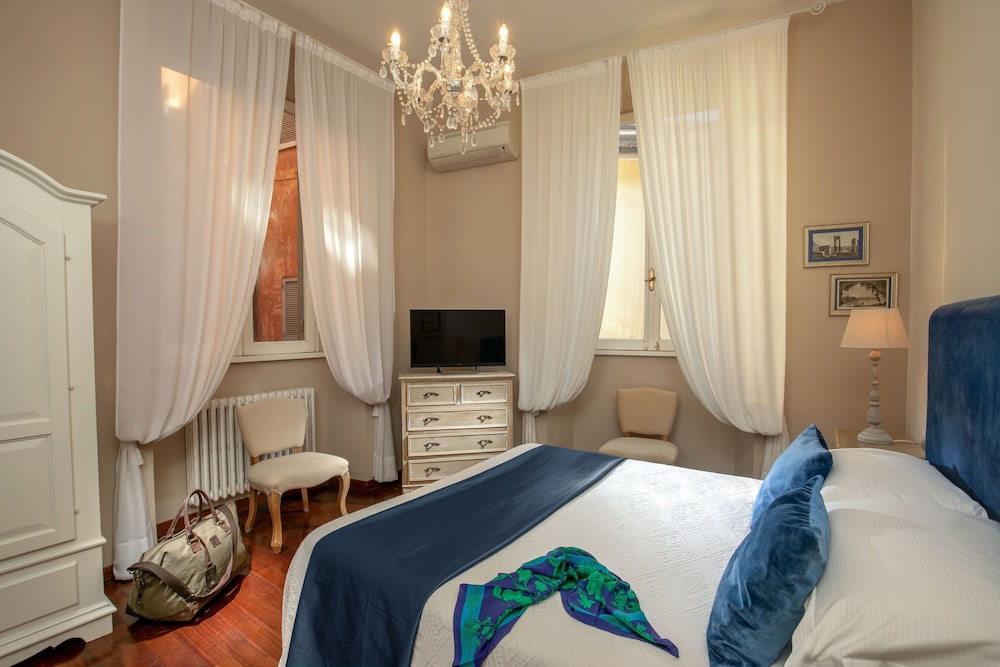 Avignonesi Suites 25/47